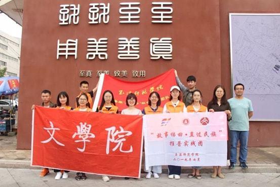 脑筋急转弯，鸡和鹅同时放在冰山上，为什么鹅没有死鸡却死了游戏画面